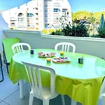 Les Petits Bateaux-parking Prive-terrasse