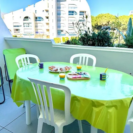 Les Petits Bateaux-parking Prive-terrasse